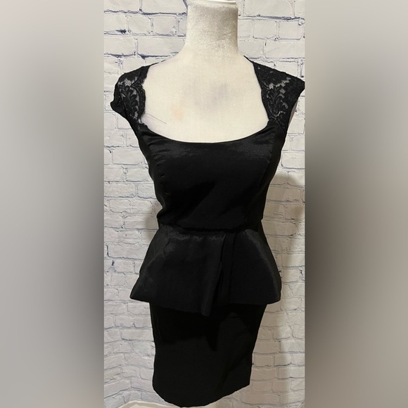 Xcape Petites by Joanna Chen Black Taffeta Peplum Dress, Size 8P - Picture 1 of 6